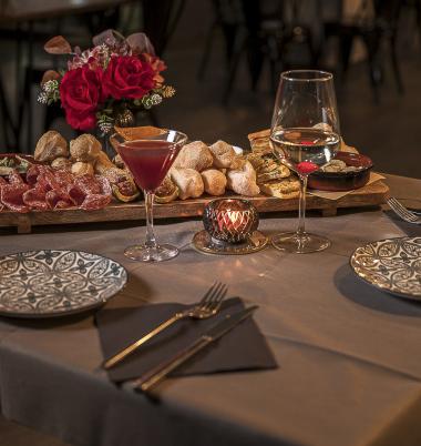 IMMOBILIARE/STILL LIFE